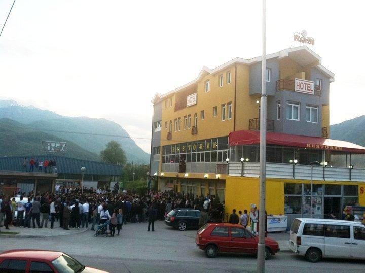 Hotel Rosi Gusinje ภายนอก รูปภาพ