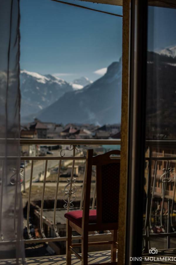Hotel Rosi Gusinje ภายนอก รูปภาพ